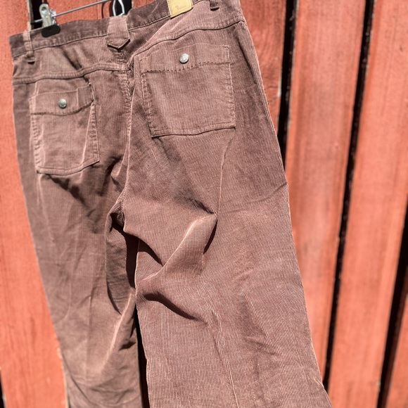 Brown corduroy pants - Picture 4 of 9